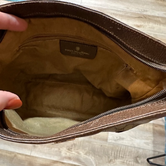 Authentic Vintage Gucci Handbag and Wallet - Picture 4 of 11